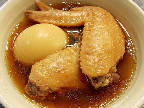 味が染みて美味しい♪手羽先の煮物